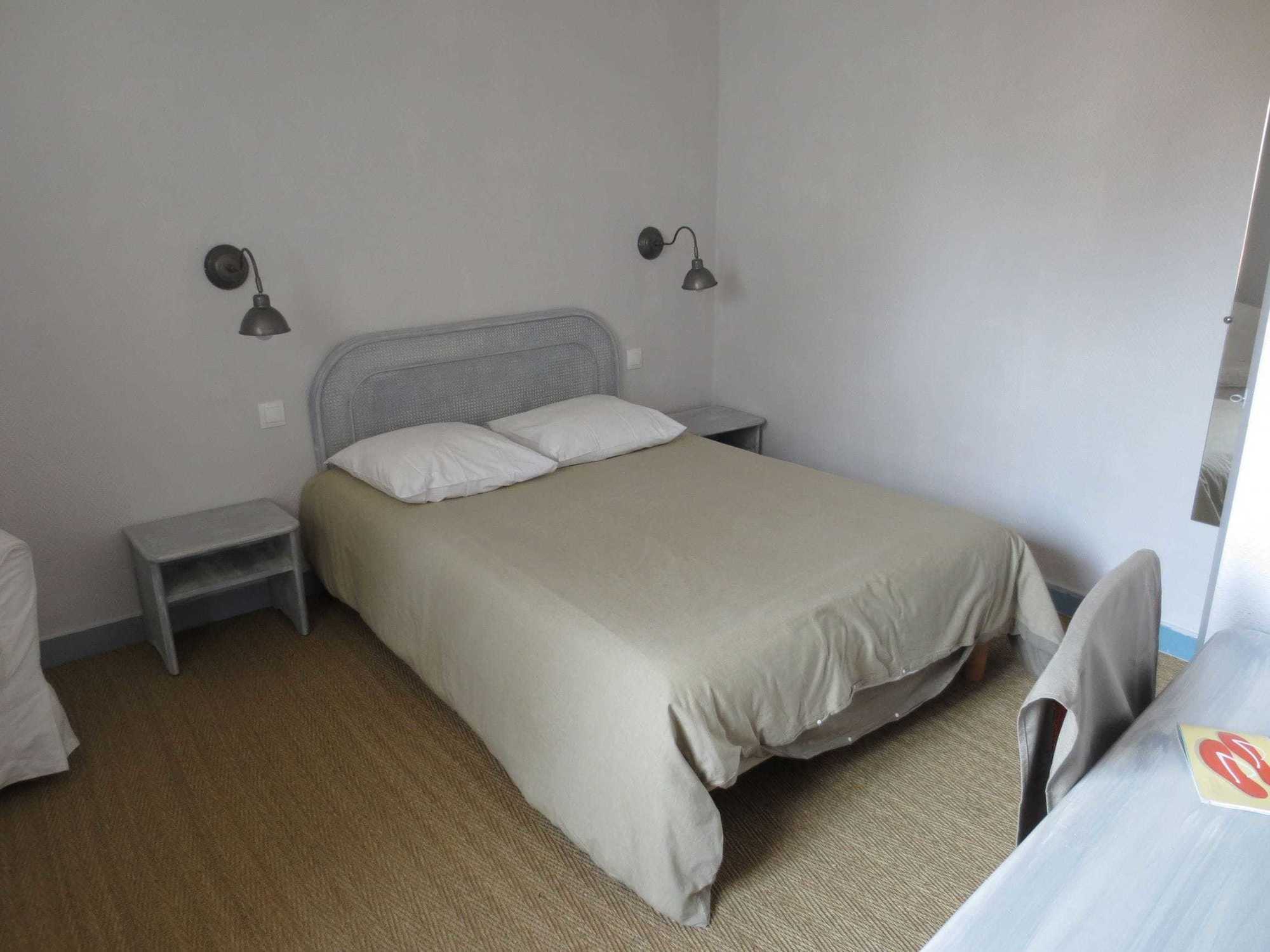 Hotel Phoebus Ла-Трамблад Номер фото